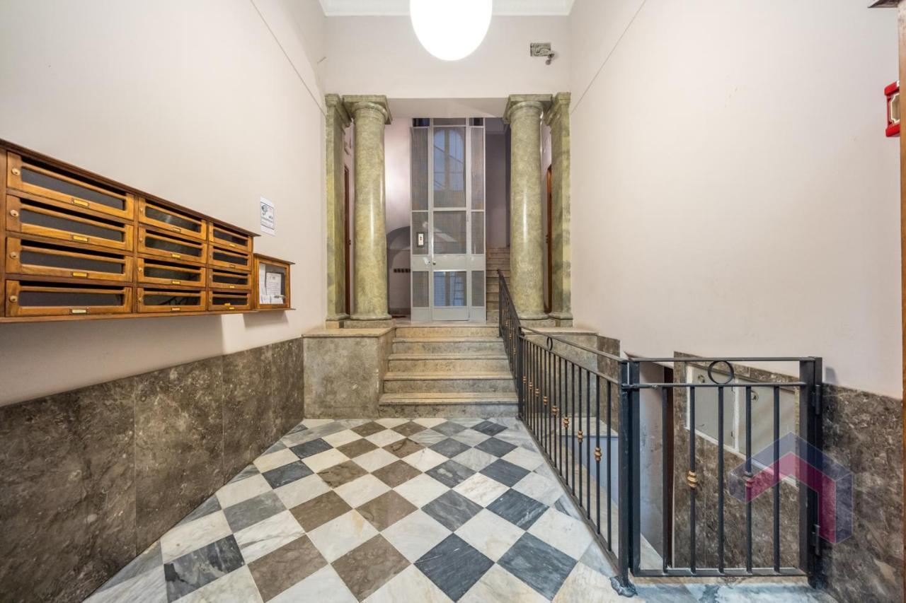 Le Rose Di Nonna Maria, Appartamento Di Lusso In Centro Citta Palermo Kültér fotó