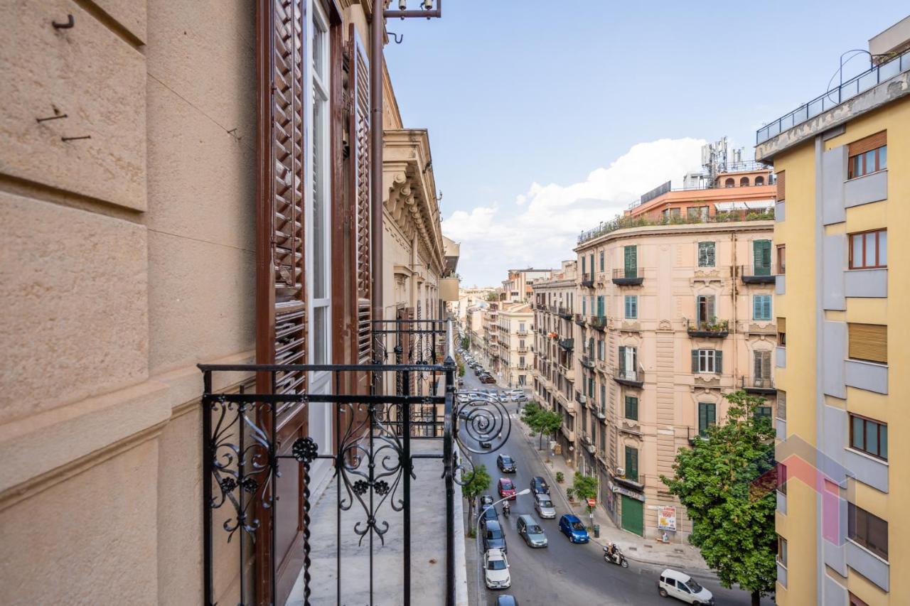 Le Rose Di Nonna Maria, Appartamento Di Lusso In Centro Citta Palermo Kültér fotó