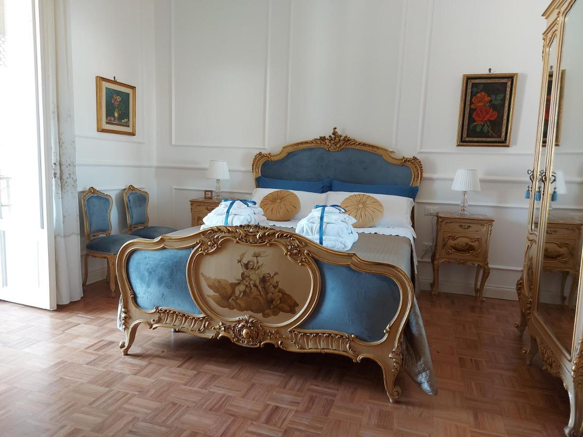Le Rose Di Nonna Maria, Appartamento Di Lusso In Centro Citta Palermo Kültér fotó