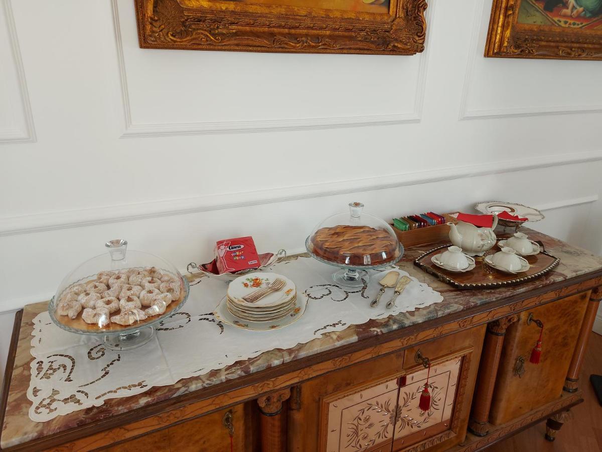 Le Rose Di Nonna Maria, Appartamento Di Lusso In Centro Citta Palermo Kültér fotó